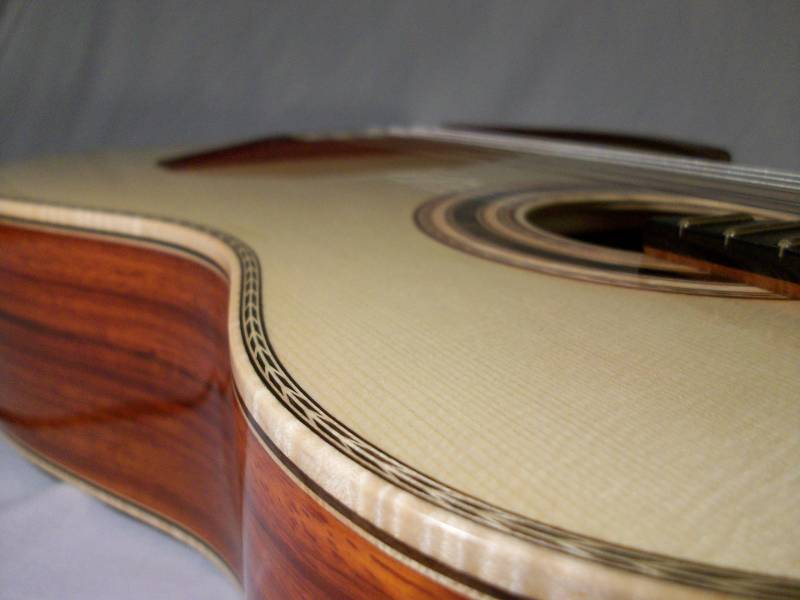 Walnut / Maple Top Purfling