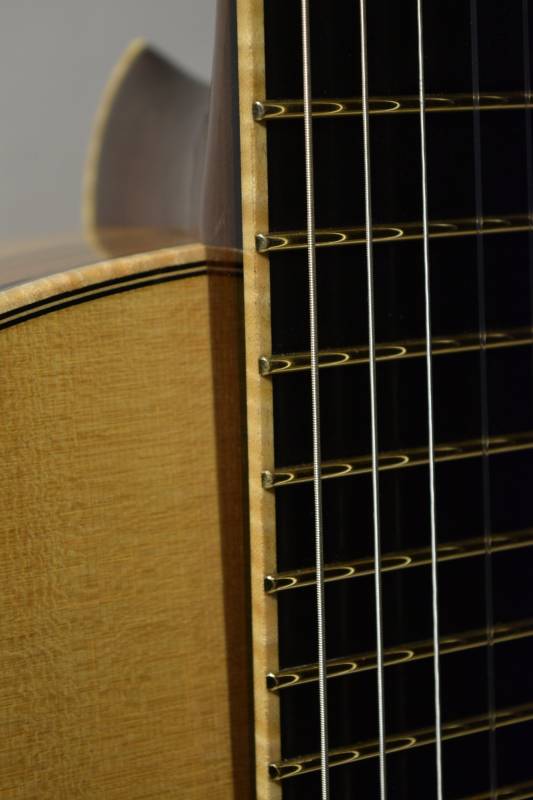 These gold evo frets are .057" high, easing playability and decreasing fretboard ware