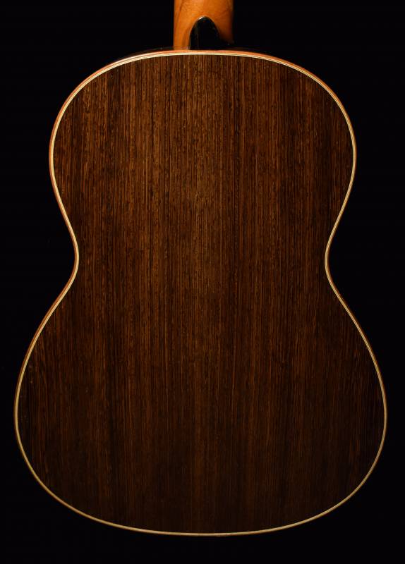 Grain detail of wenge back